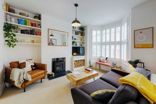 102, Maynard Road, London photo 2