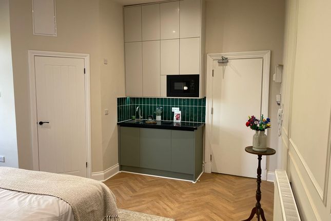 18, Severn Street , Leicester photo 3
