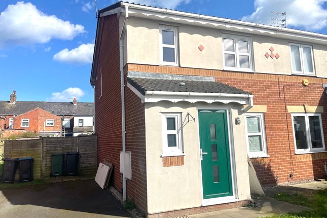 Thumbnail Property to rent in Firtree Close, Winsford