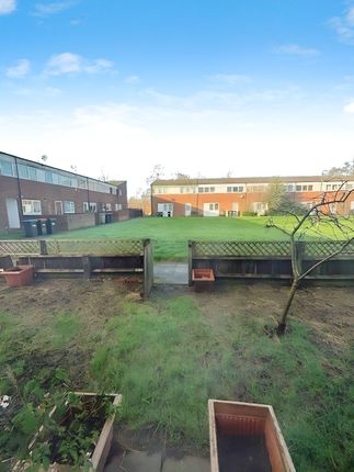 25, Franklins Croft, MILTON KEYNES photo 3