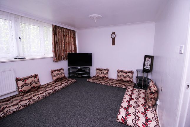 A Larger Local Choice Of 3 Bedroom Houses For Sale In