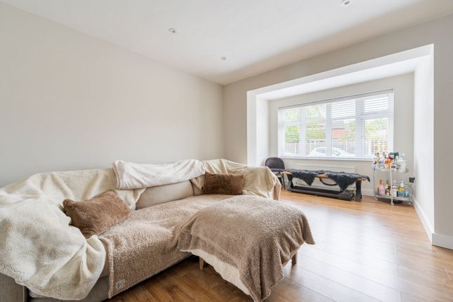 10 Selwyn Drive, Great Yarmouth photo 4