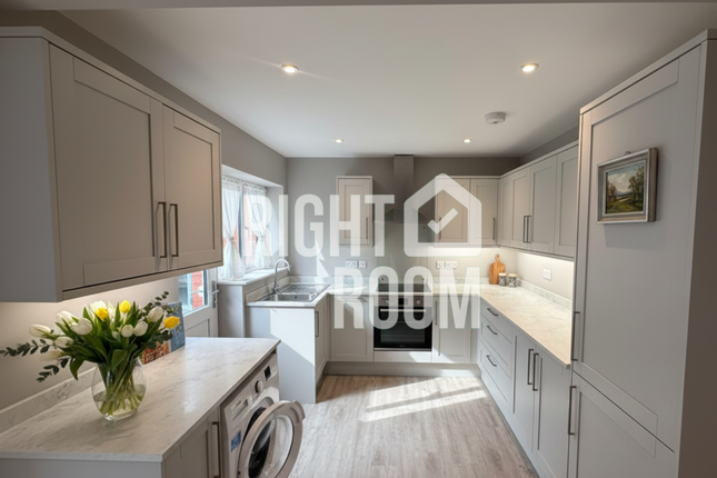 79 Drayton Road, Portsmouth photo 2