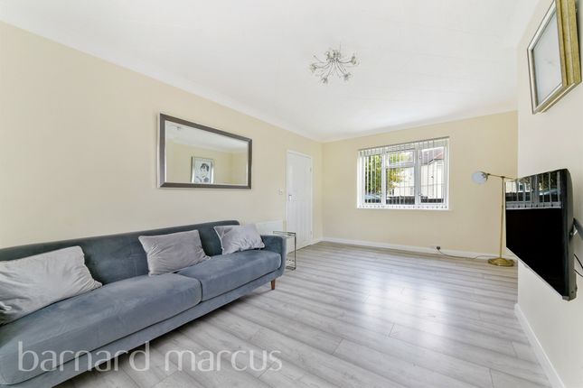 End terrace house for sale in Euston Road, Croydon