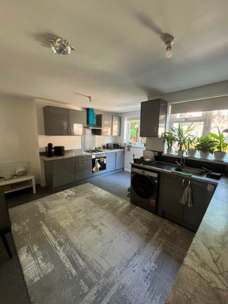 84, Cateswell Road, Birmingham photo 4