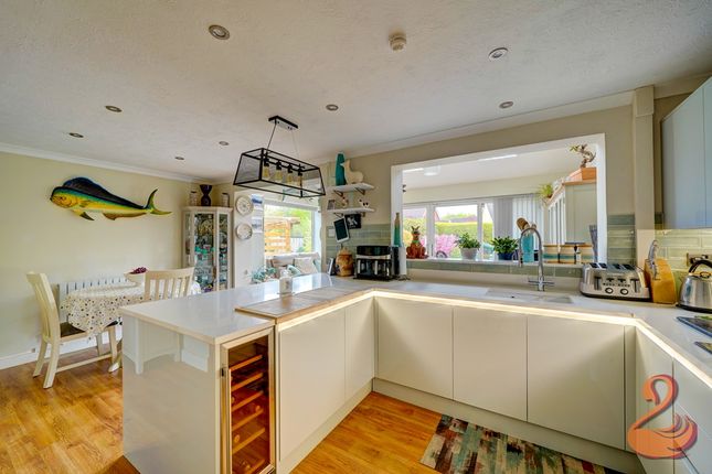 12, Hawthorn Road, Evesham photo 2