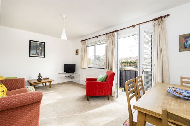 Flat for sale in Ashley Court, Ashley Court, Great North Way, London