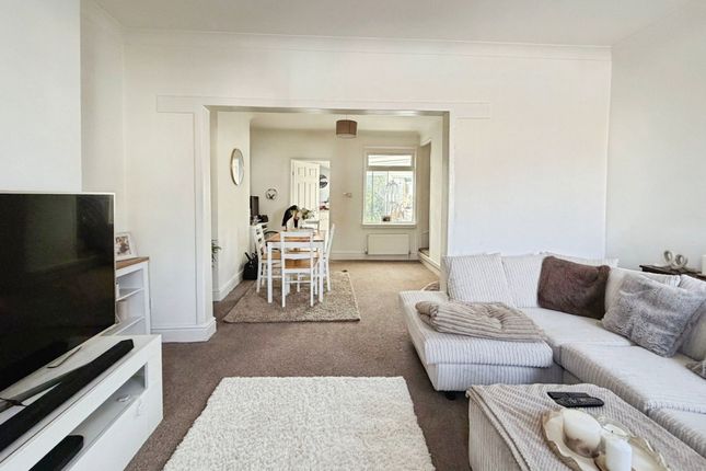 24 Queenstown Road, Southampton photo 3