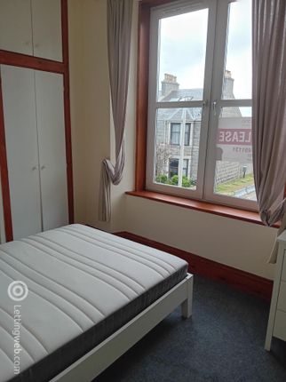 Flat to rent in Pitstruan Place, Aberdeen