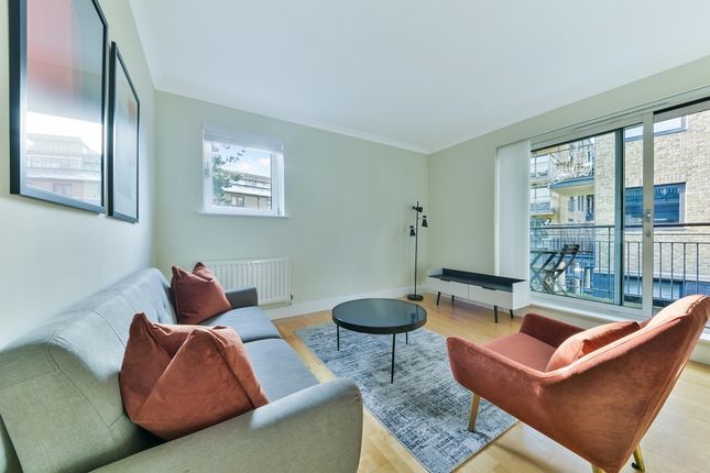 Flat to rent in Providence Square, Shad Thames, London