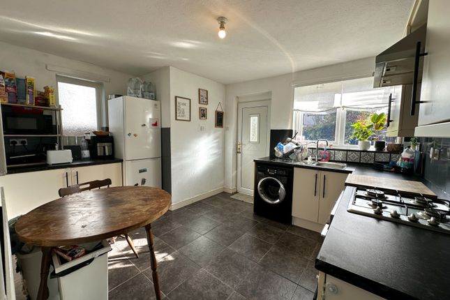 5, Partridge Avenue, Wednesbury photo 2