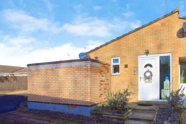 2-bed bungalow on 100, Wingfield, Peterborough, £180,000