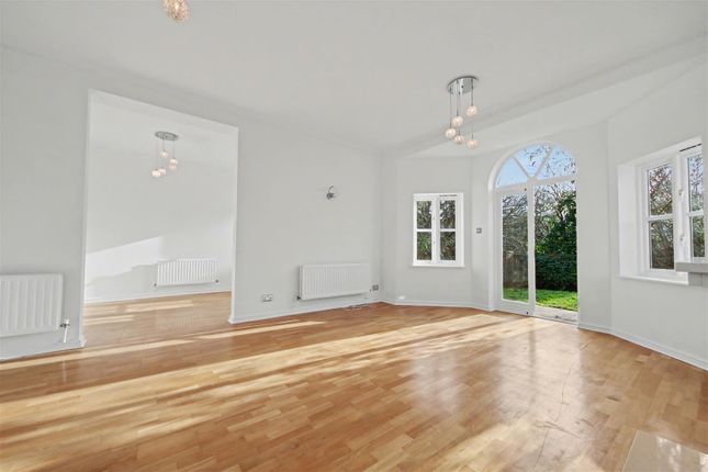10., The Lawns, Shenley Radlett photo 4