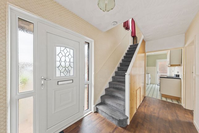 18 Langton Green, Warrington photo 4