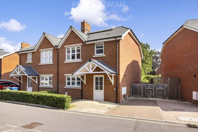 Lavender Cottage, Lynwood Village, Rise Road, Ascot photo 2