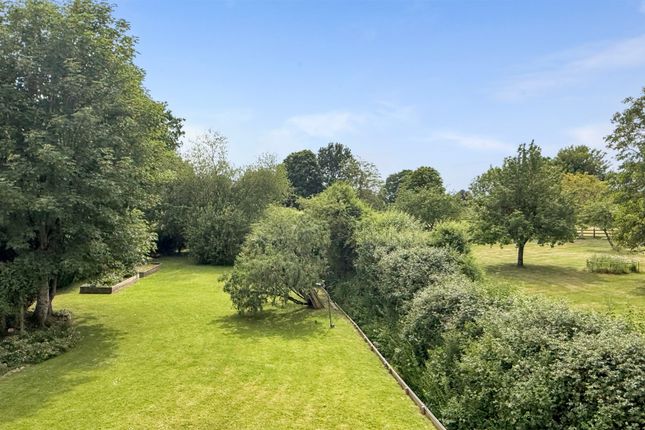 12a, St Marys Lane, Westbury photo 2