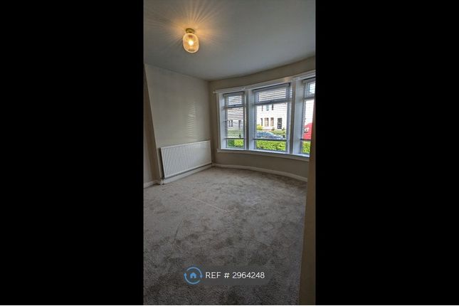 Glanderston Drive, Knightswood, Glasgow photo 4