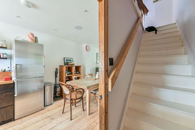 2-bed house on Blenheim Gardens, Brixton, £2,800/mo