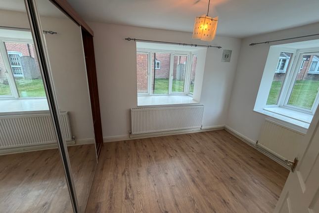 31, Silverbirch Close, London photo 5