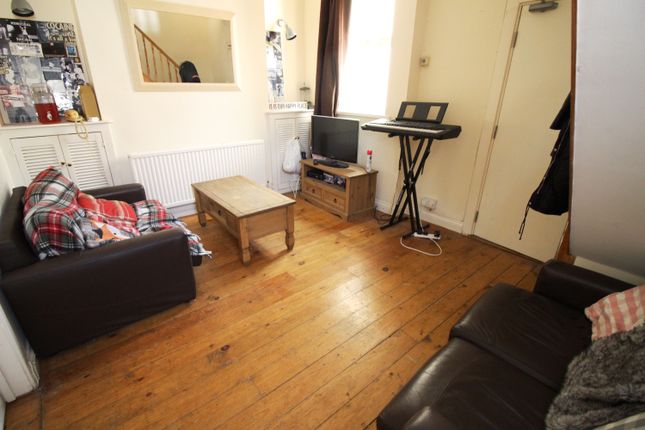 51, May Street, Cardiff photo 3