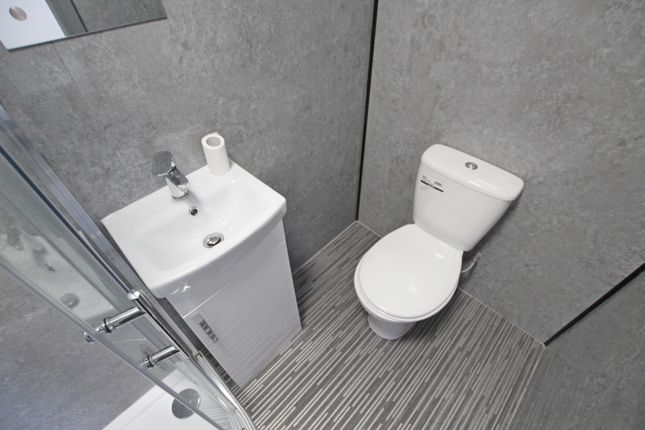 ROOM 4, 41, Stevenson Street East, Accrington photo 5