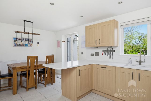 24, Barton Brake, Plymouth photo 4