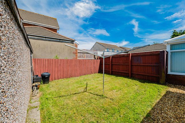 56, Enfield Drive, Barry photo 4