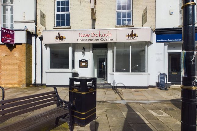 Retail premises to let in 100 Watling Street, Towcester, Northamptonshire