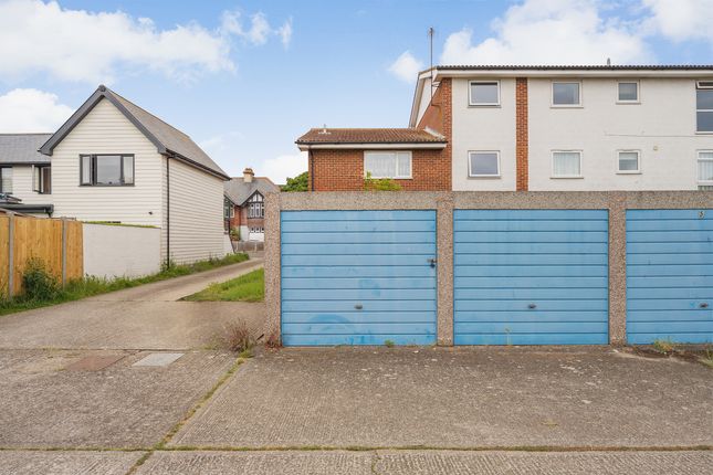 7 Royal Court, Whitstable photo 4