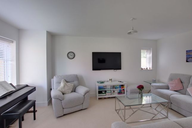 16, Roman Place, Westbury photo 3
