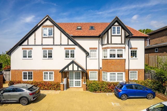 Flat for sale in Marlpit Lane, Bellview House