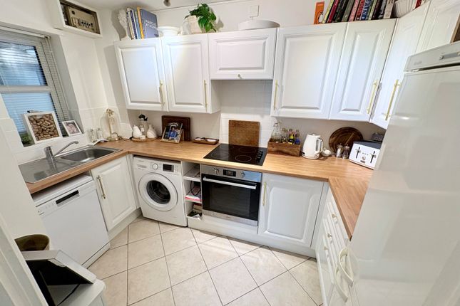 88 Hinton Lodge St Neots Road, Eaton Ford photo 3