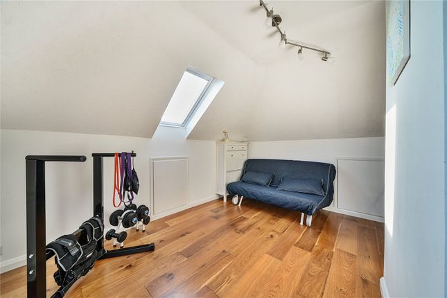 Bedroom/Loft