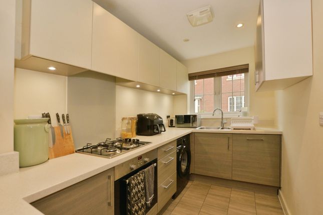 18, Harrier Drive, Kent photo 3