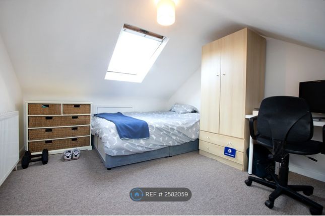 Bedroom 6  - Double (F2)