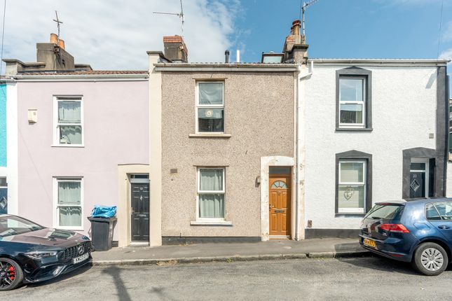 Thumbnail Terraced house for sale in Marmaduke Street, Victoria Park, Bristol