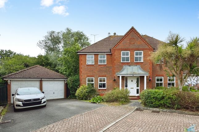 5 bed property for rent in Thornton Close, Willesborough, Ashford TN24