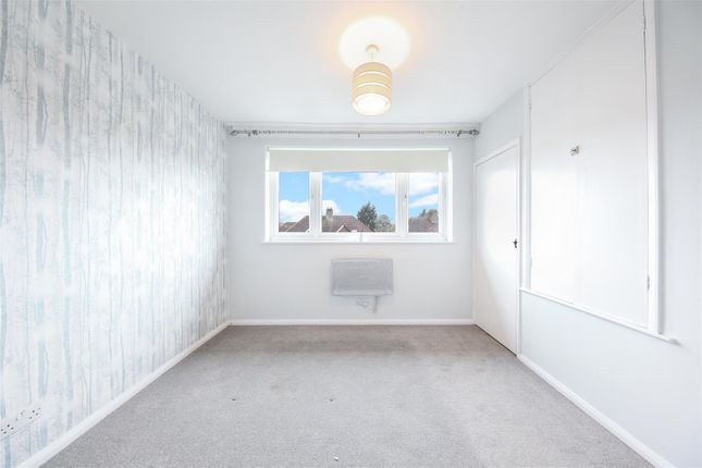 Town house for sale in Byron Road, Wembley