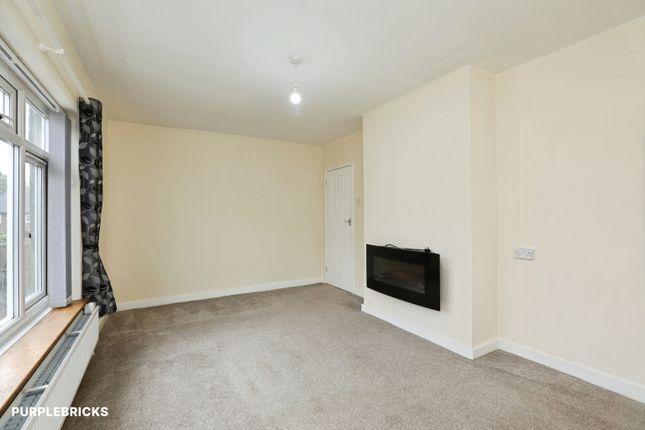 Sandwood Crescent, Stoke-on-Trent photo 4