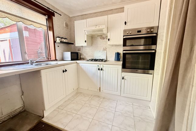 75, Melrose Crescent, Seaham photo 3