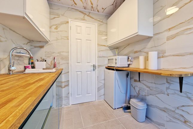 58, Drury Lane, Houghton Regis photo 4