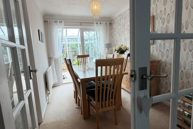 14, Dickens Court, Biggleswade photo 4