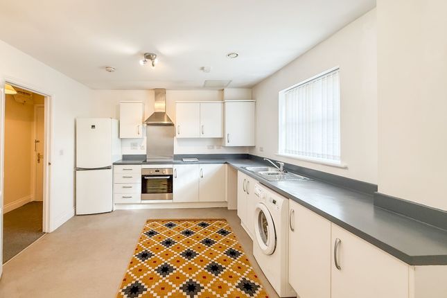 3 Angel Avenue, Gateshead photo 2