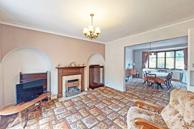 16 Oakington Avenue, Harrow, Middlesex photo 3