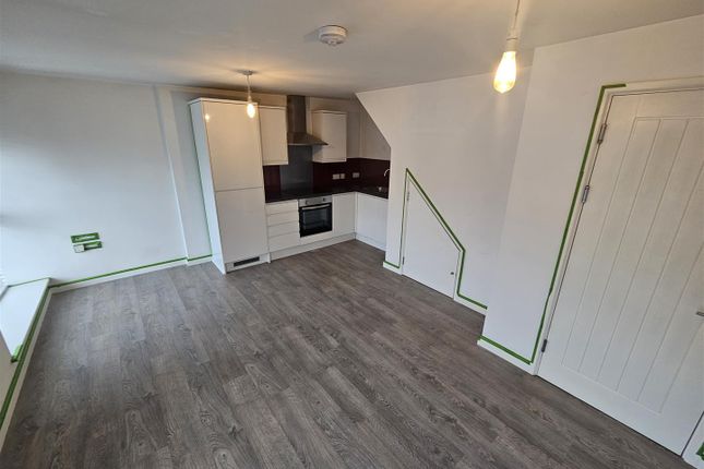 Flat 1, Riverview Court, 2 Cowbridge Road West, Ely Bridge, Cardiff photo 5