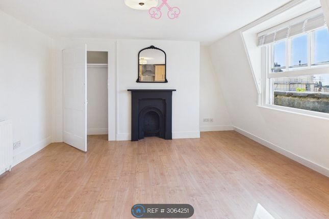 Flat, St Johns Villa, Cheltenham photo 5