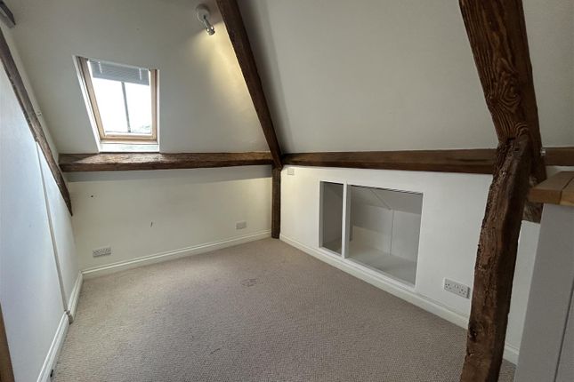 7 Johnsons Courtyard, South Street, Sherborne photo 5