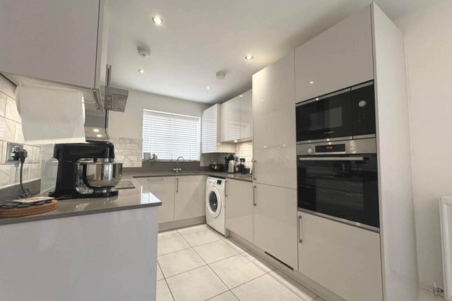 1, Botany Mews, Aylesbury photo 3