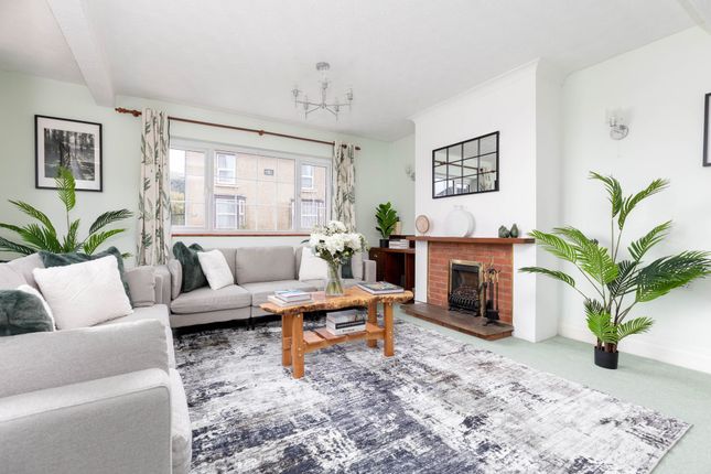 87 Clifton Road, Shefford photo 2