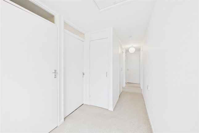34, Tozer Way, Chichester photo 3